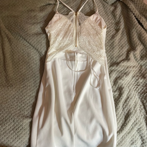 Dress - Picture 4 of 7